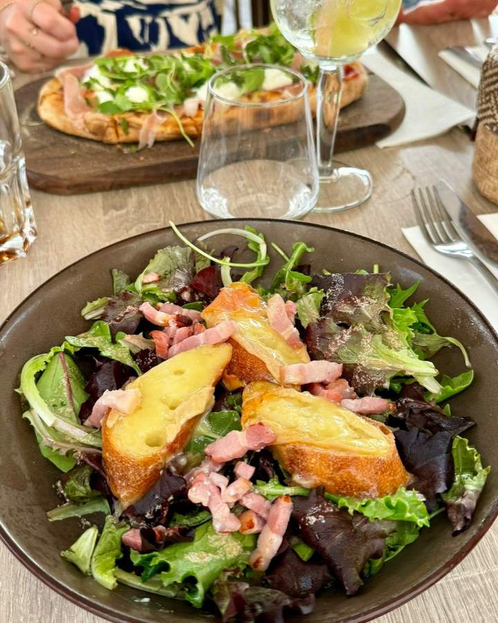 Salade gourmande Dijon